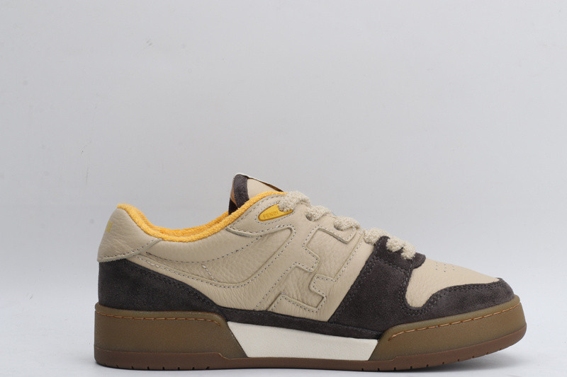 fen sneaker